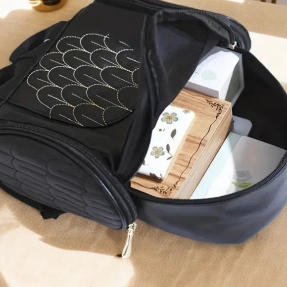 Unique Black Chic Owl Backpack  PU Leather (New) - Picture 2 of 7